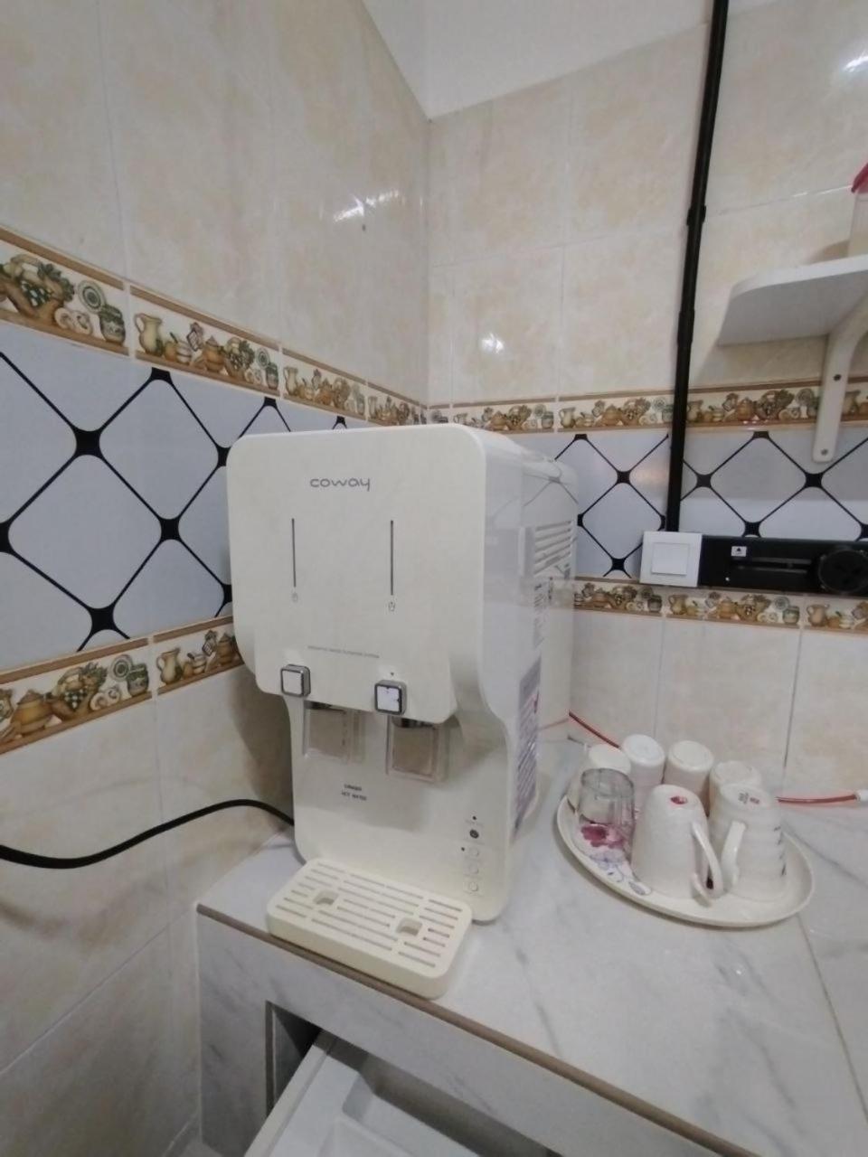 Apartment Bailey's Bay 3r2b At Town Center *